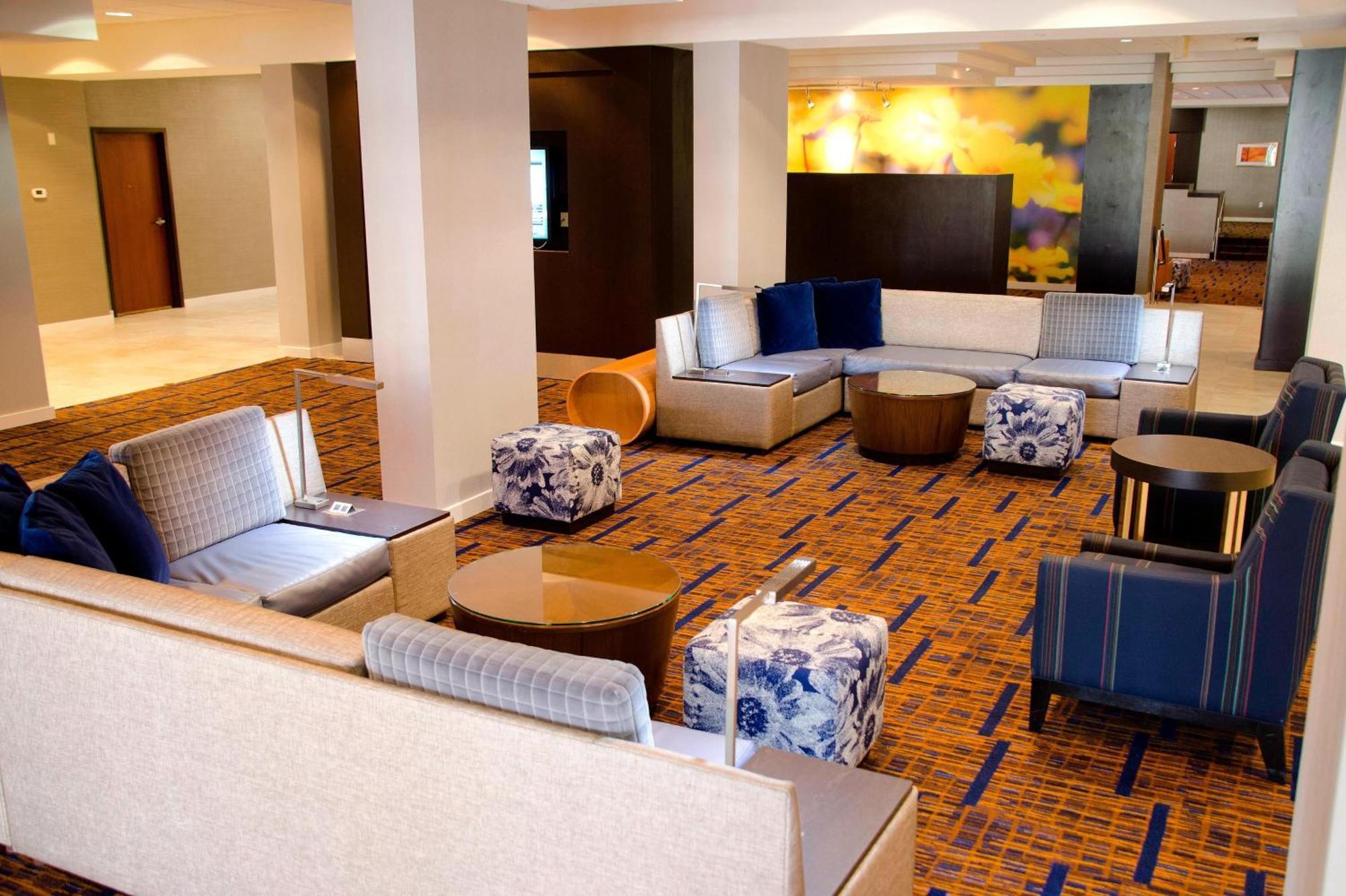 Hotel Courtyard Waterbury Downtown Exterior foto